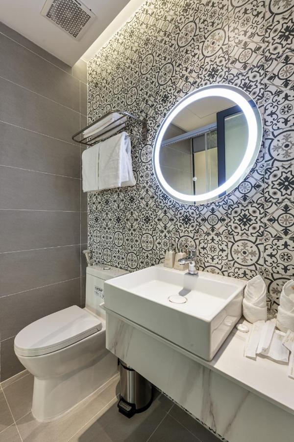 Laputa Hotel Дуонг-Донг Экстерьер фото